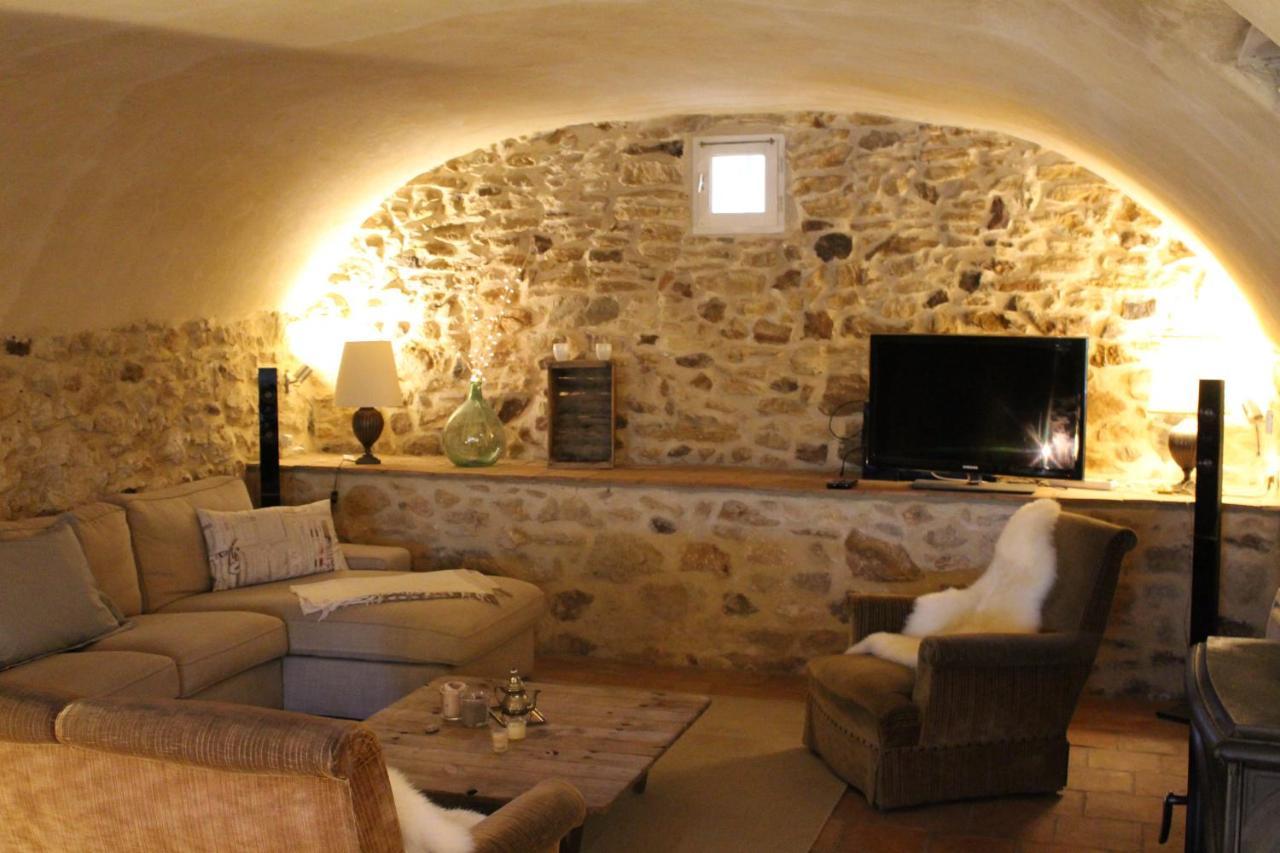 Les Romarins B&B, 10 Min D'Uzes, Piscine Et Grand Jardin, Table D'Hote Kültér fotó